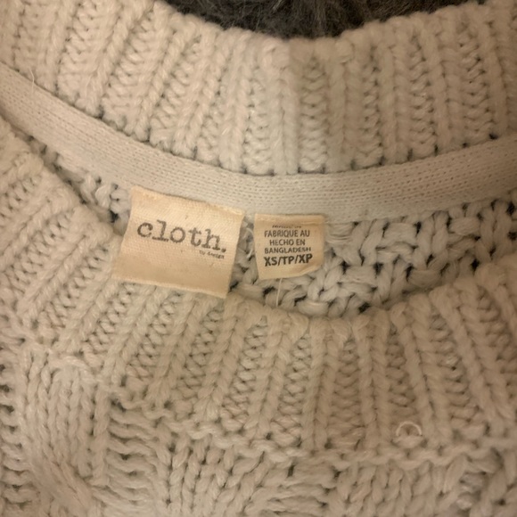 Cloth cable knit distressed oversized sweater in size xs - Picture 3 of 3